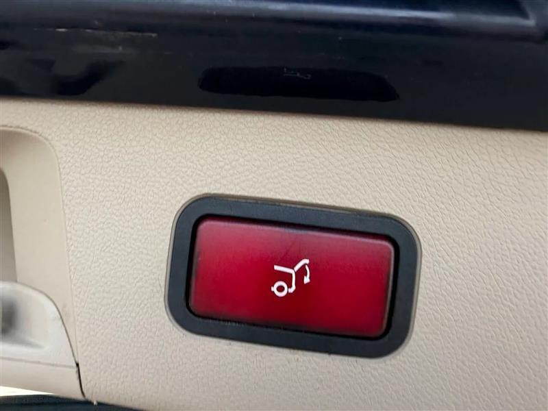 Mercedes-Benz E-Class Wagon E350 4Matic 2011