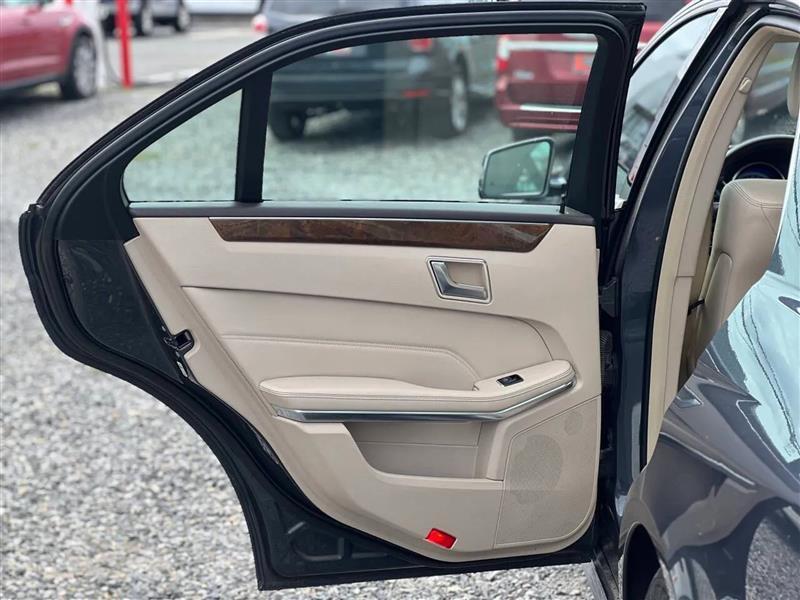 Mercedes-Benz E-Class E350 4MATIC Sedan 2014