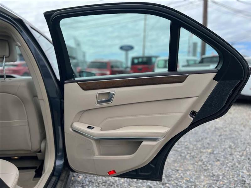 Mercedes-Benz E-Class E350 4MATIC Sedan 2014