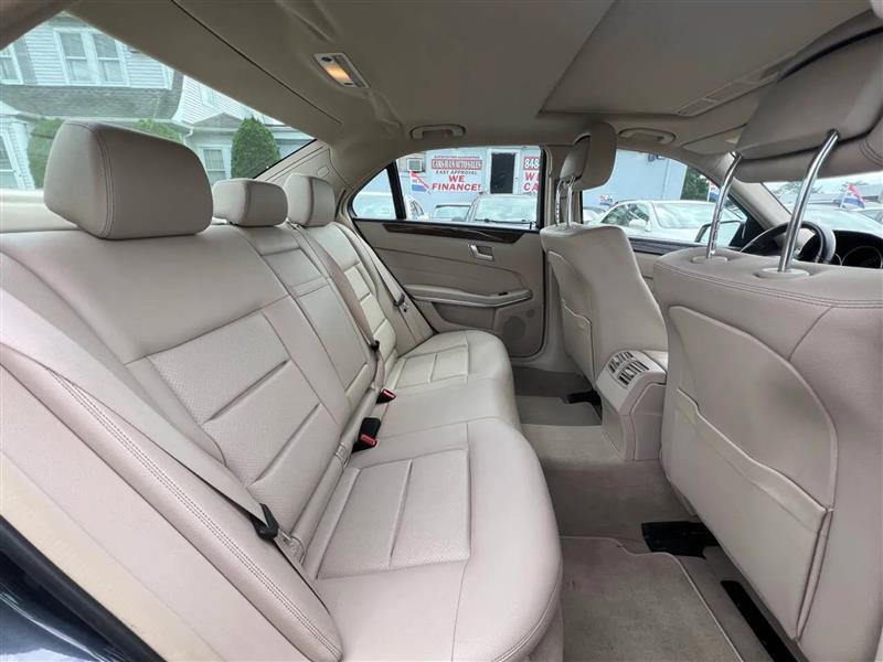 Mercedes-Benz E-Class E350 4MATIC Sedan 2014