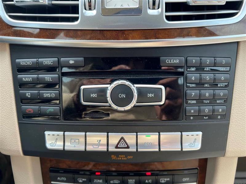 Mercedes-Benz E-Class E350 4MATIC Sedan 2014