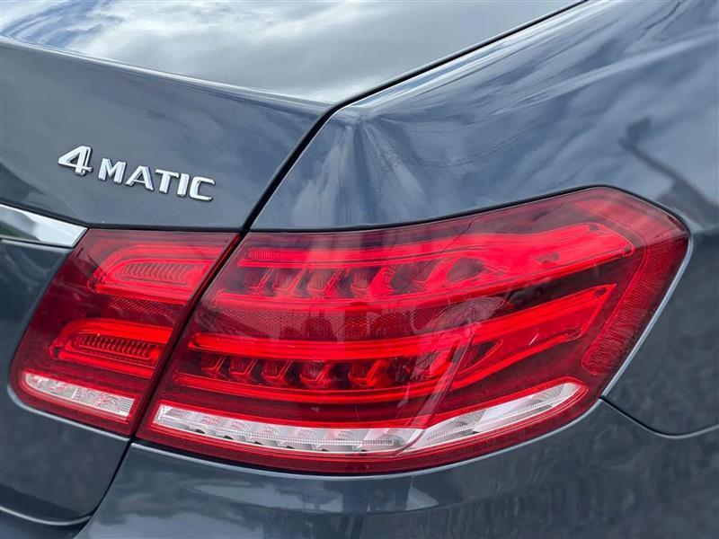 Mercedes-Benz E-Class E350 4MATIC Sedan 2014