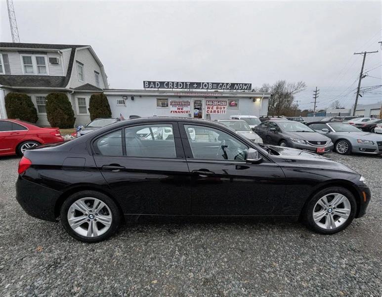 BMW 3-Series 328i xDrive Sedan 2016