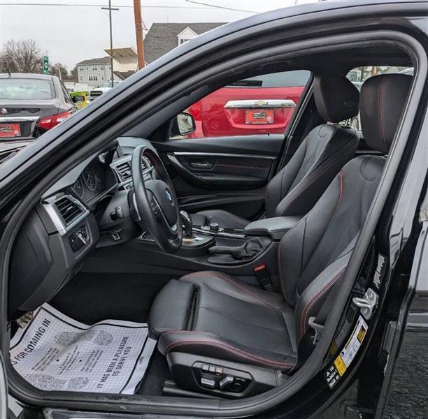 BMW 3-Series 328i xDrive Sedan 2016