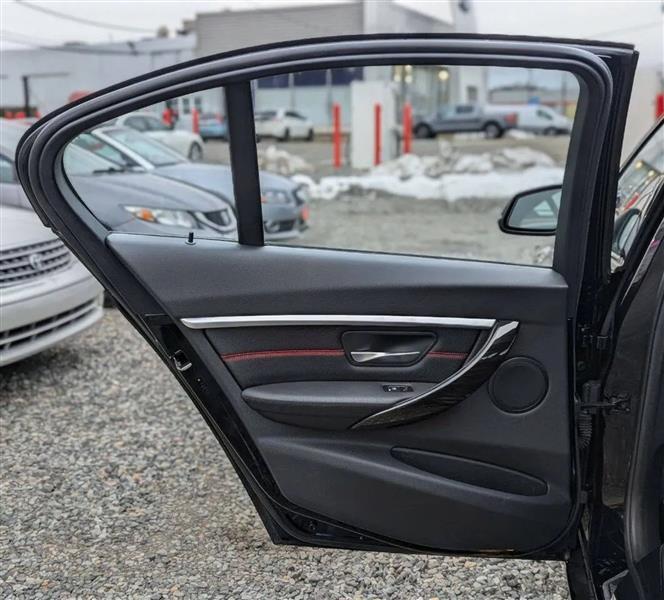 BMW 3-Series 328i xDrive Sedan 2016