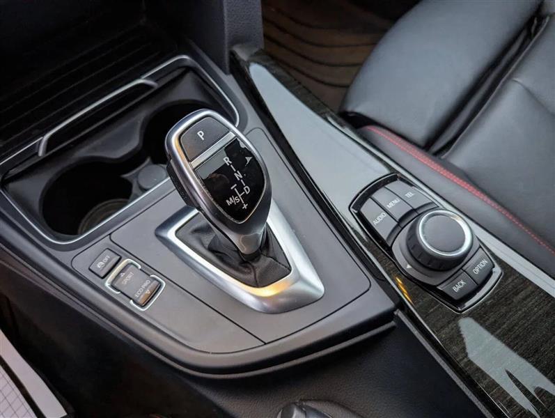 BMW 3-Series 328i xDrive Sedan 2016