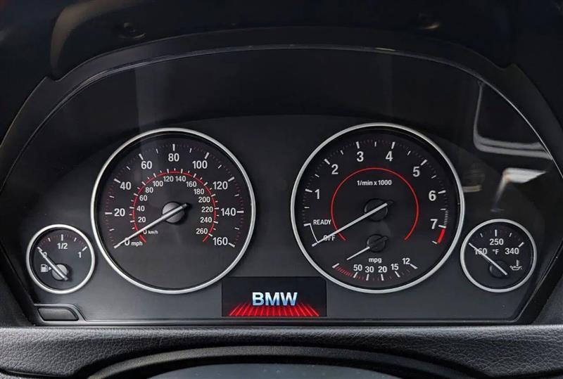 BMW 3-Series 328i xDrive Sedan 2016