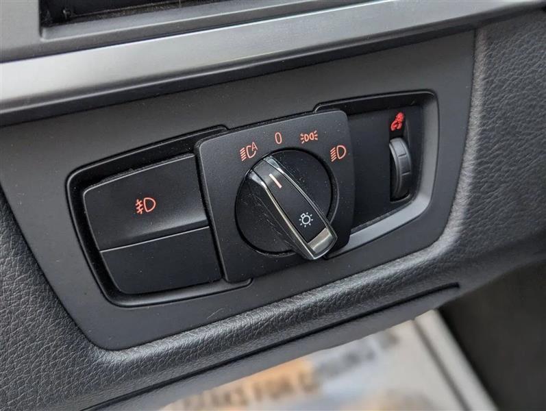 BMW 3-Series 328i xDrive Sedan 2016