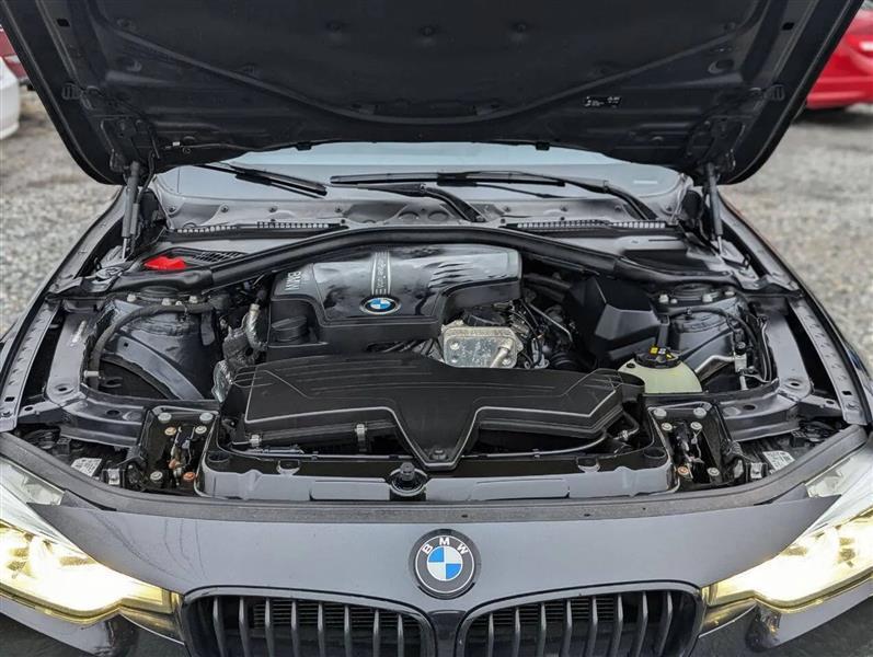 BMW 3-Series 328i xDrive Sedan 2016