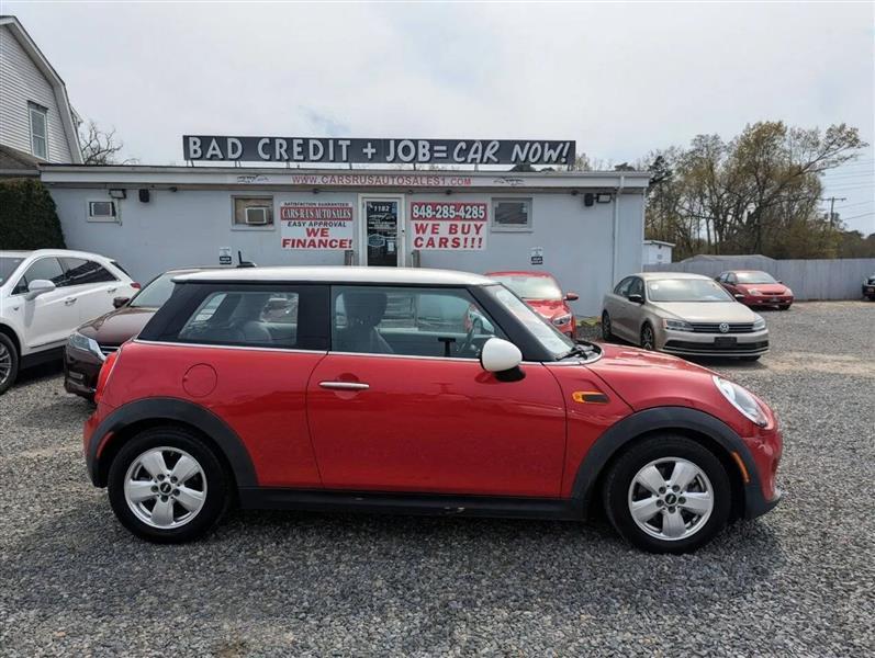 MINI Cooper Base 2015