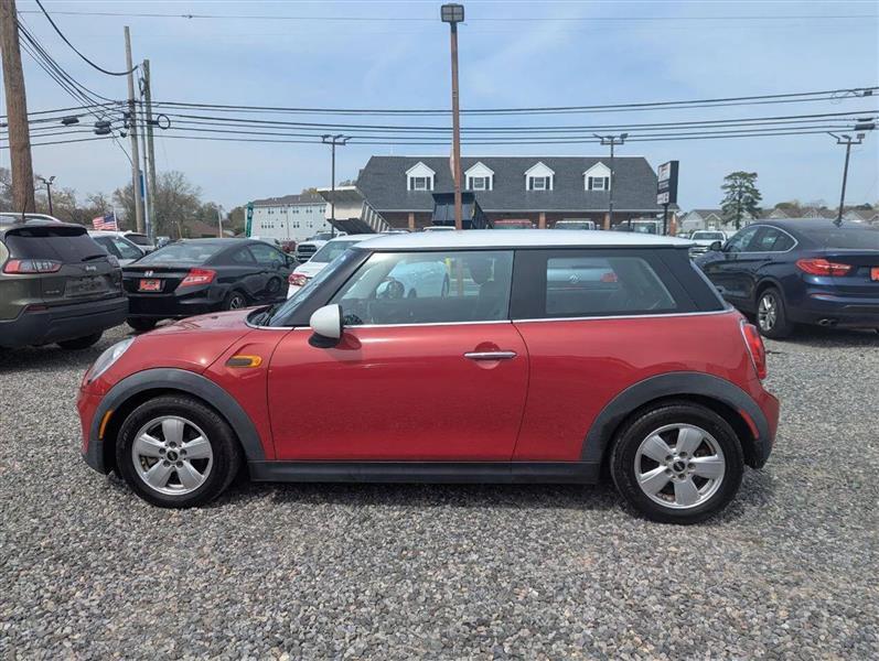 MINI Cooper Base 2015