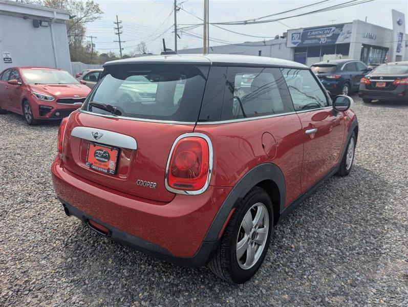 MINI Cooper Base 2015