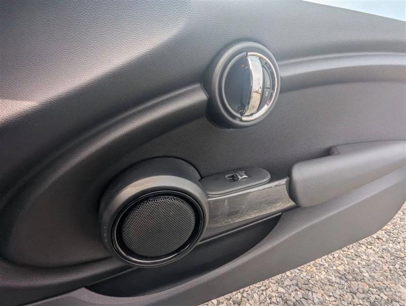 MINI Cooper Base 2015