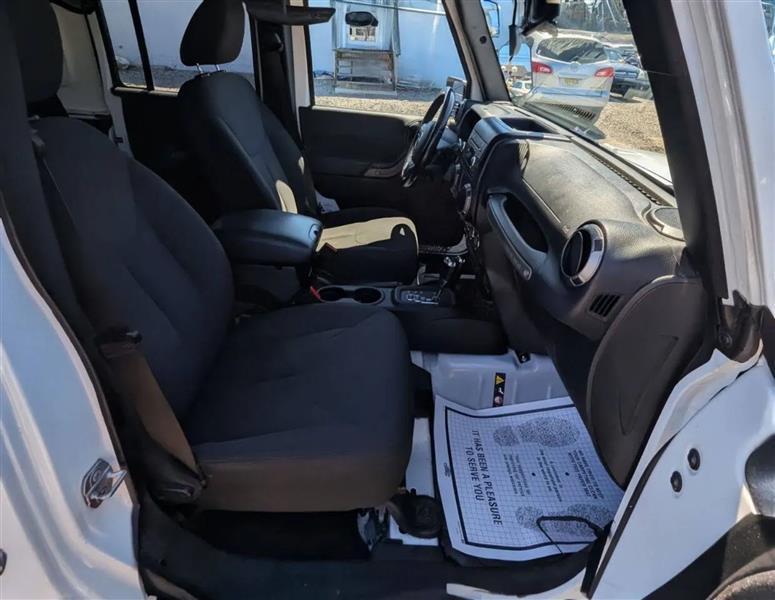 Jeep Wrangler Unlimited Sport 4WD 2017