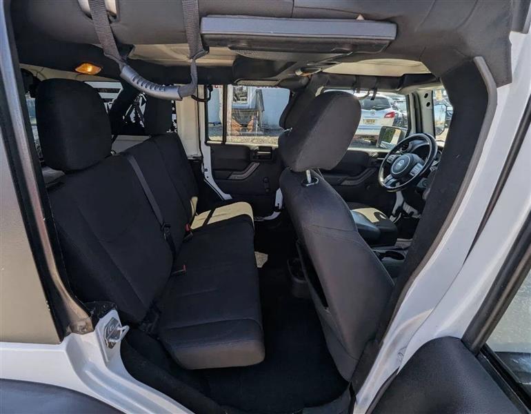 Jeep Wrangler Unlimited Sport 4WD 2017