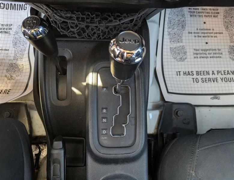 Jeep Wrangler Unlimited Sport 4WD 2017