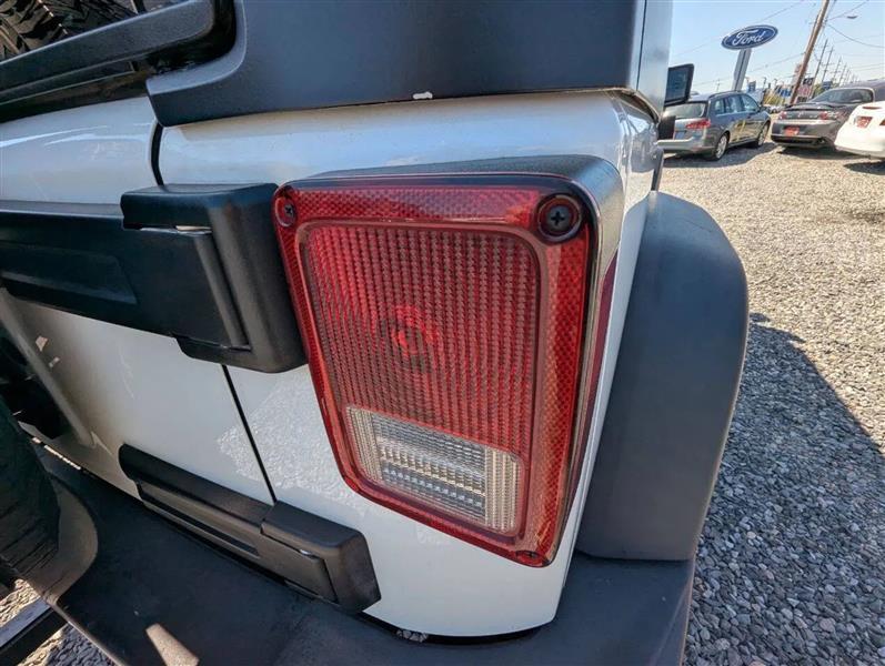 Jeep Wrangler Unlimited Sport 4WD 2017