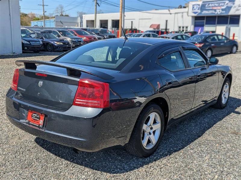 Dodge Charger SE 2008
