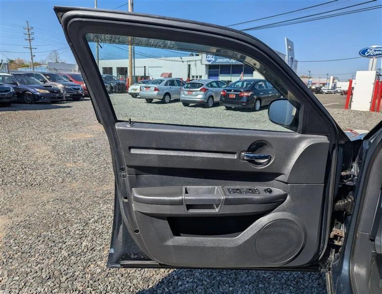 Dodge Charger SE 2008