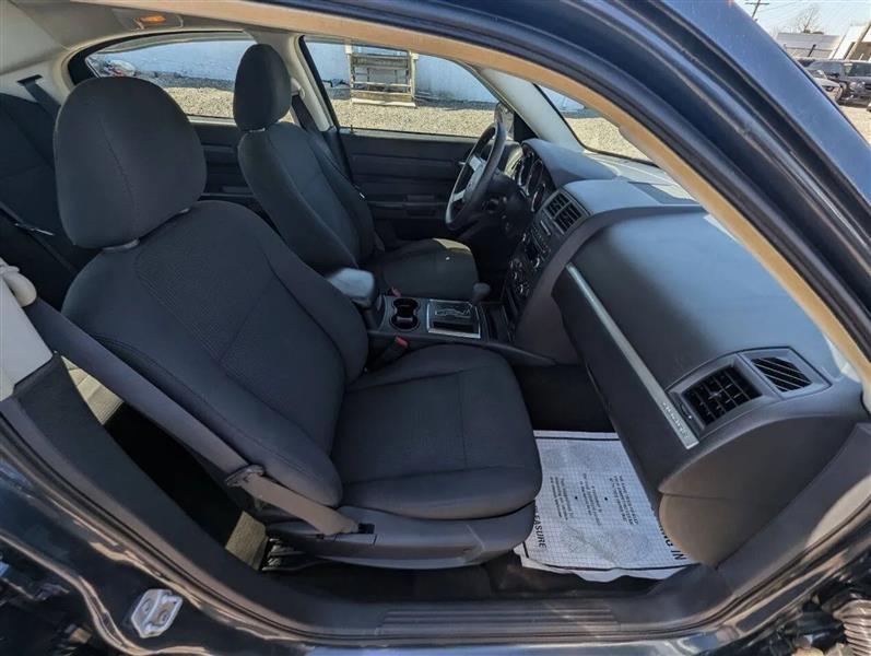 Dodge Charger SE 2008