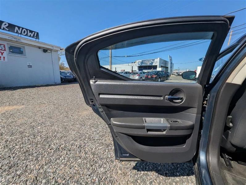 Dodge Charger SE 2008