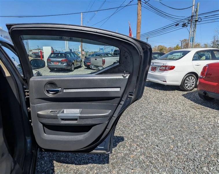 Dodge Charger SE 2008