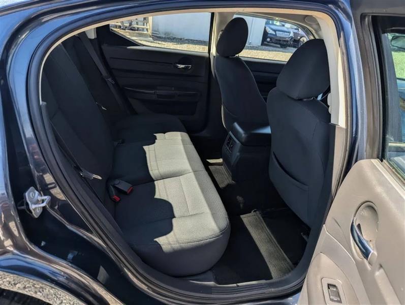 Dodge Charger SE 2008