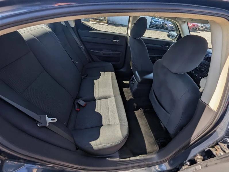 Dodge Charger SE 2008