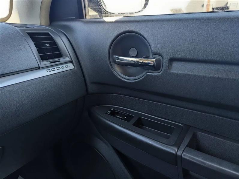 Dodge Charger SE 2008