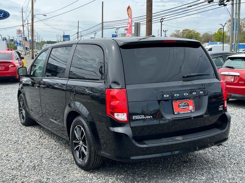Dodge Grand Caravan SE 2018