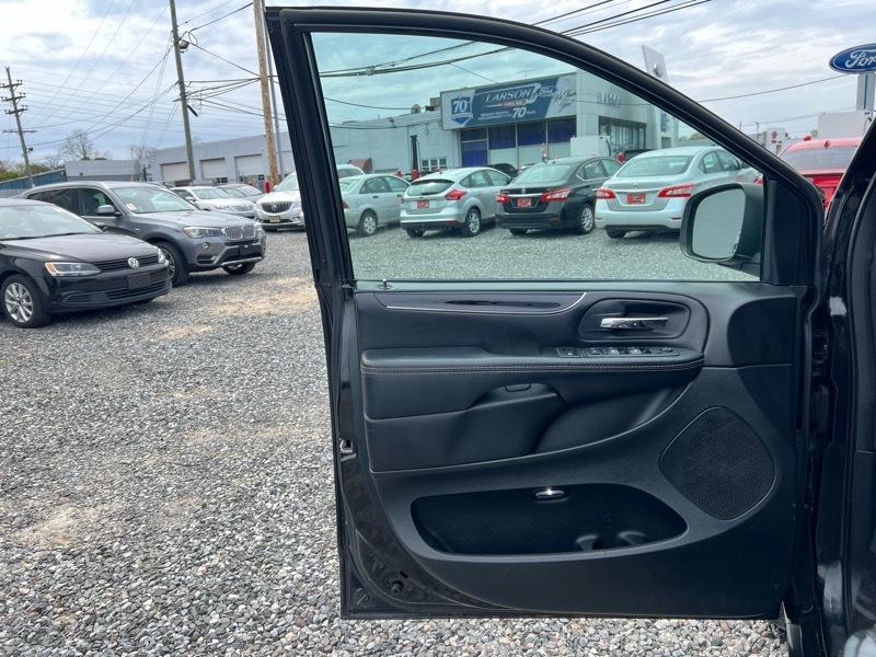 Dodge Grand Caravan SE 2018