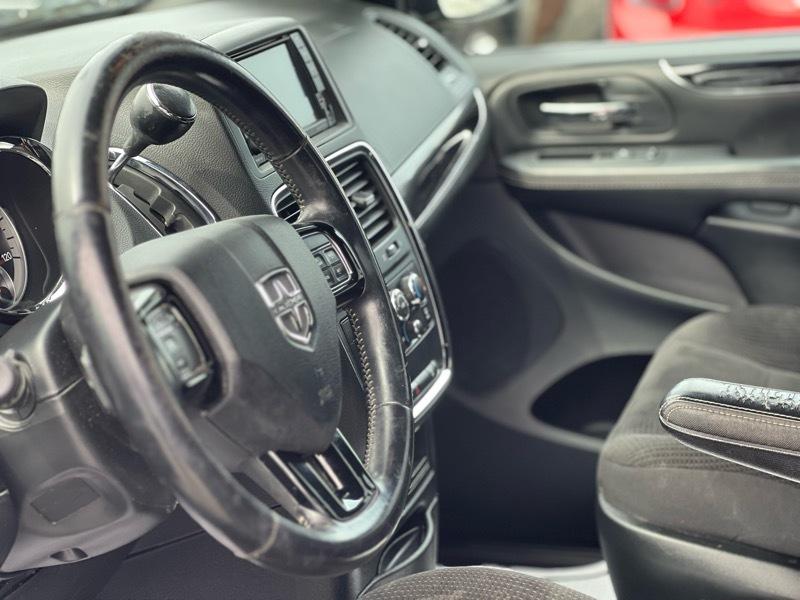Dodge Grand Caravan SE 2018