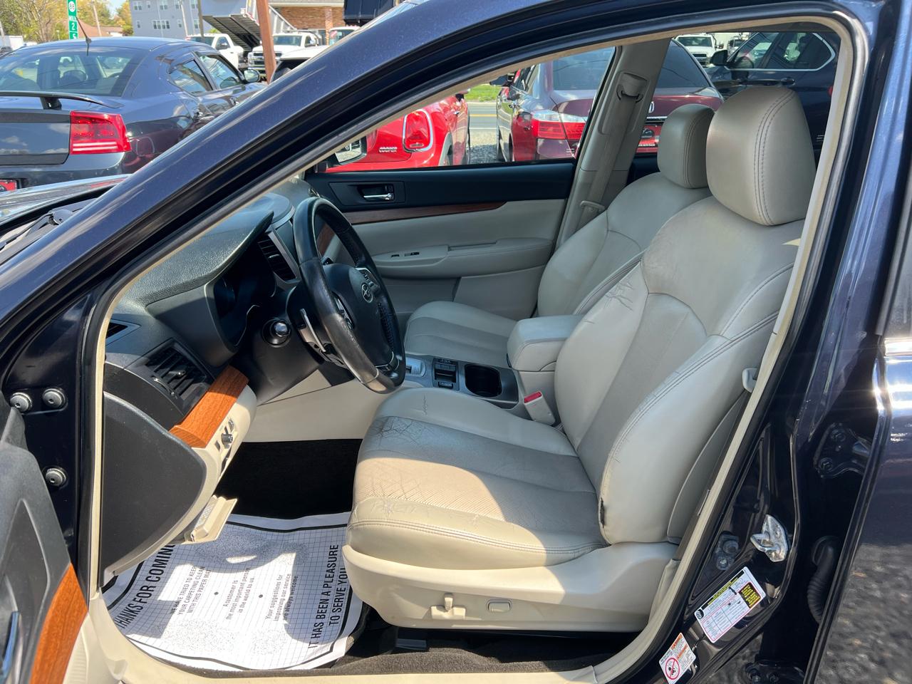 Subaru Outback 2.5i Limited 2013