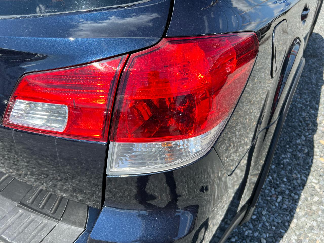 Subaru Outback 2.5i Limited 2013