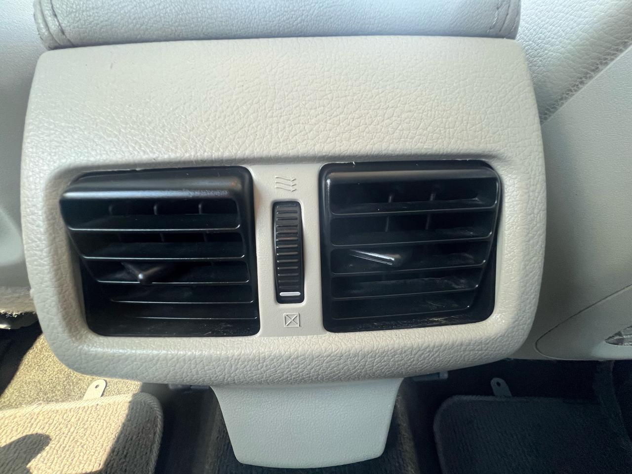 Subaru Outback 2.5i Limited 2013