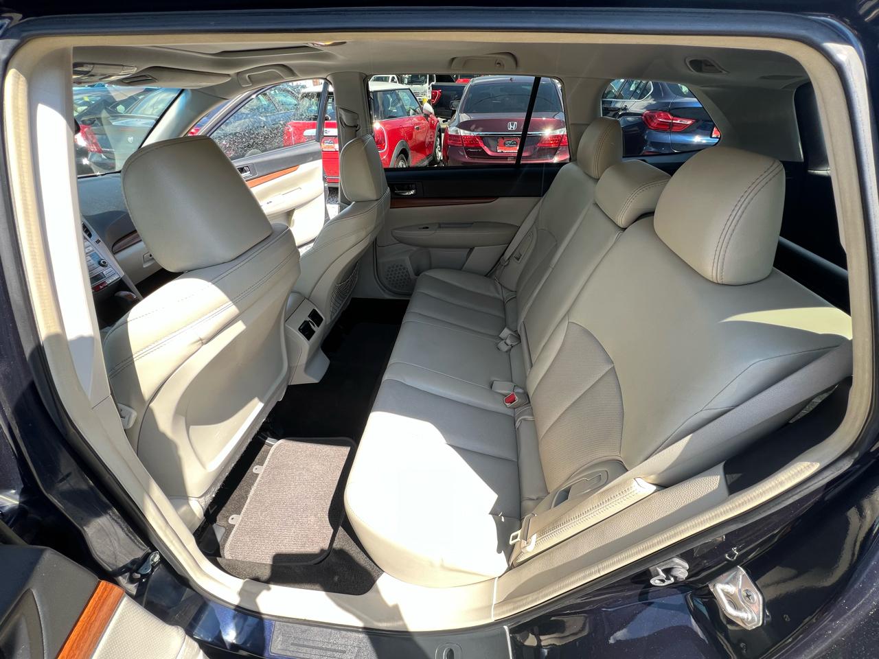 Subaru Outback 2.5i Limited 2013