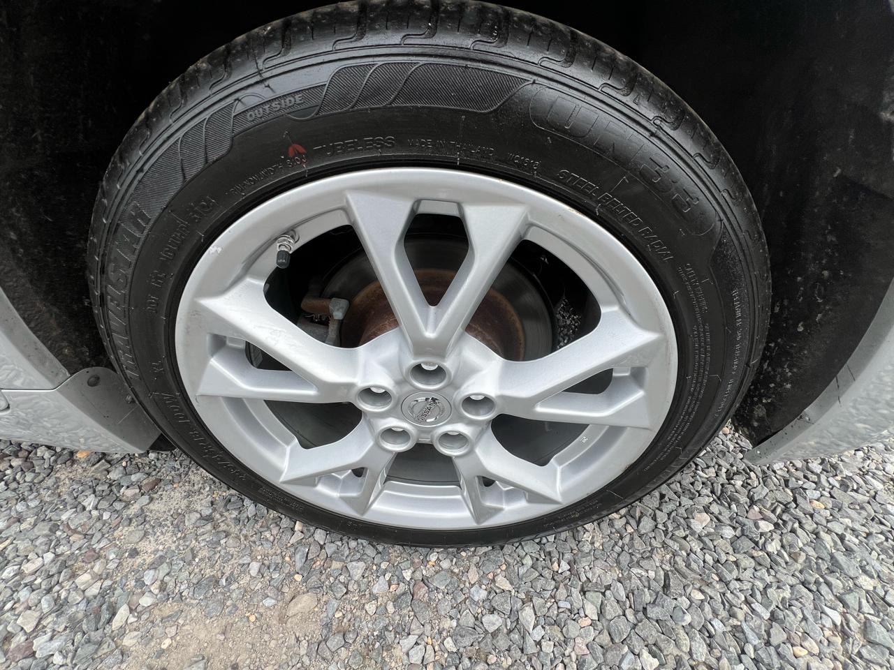 Nissan Maxima SV 2014