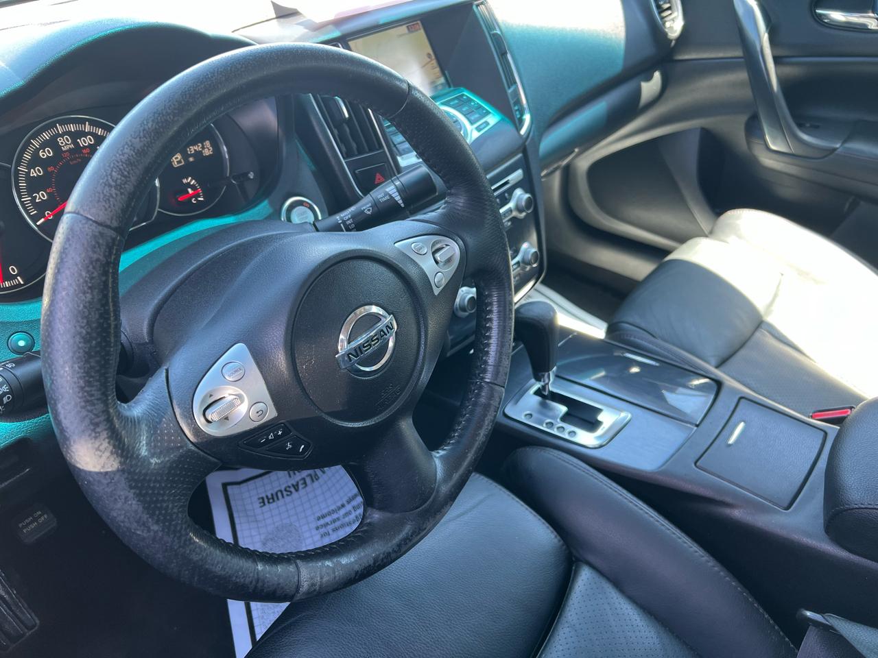 Nissan Maxima SV 2014