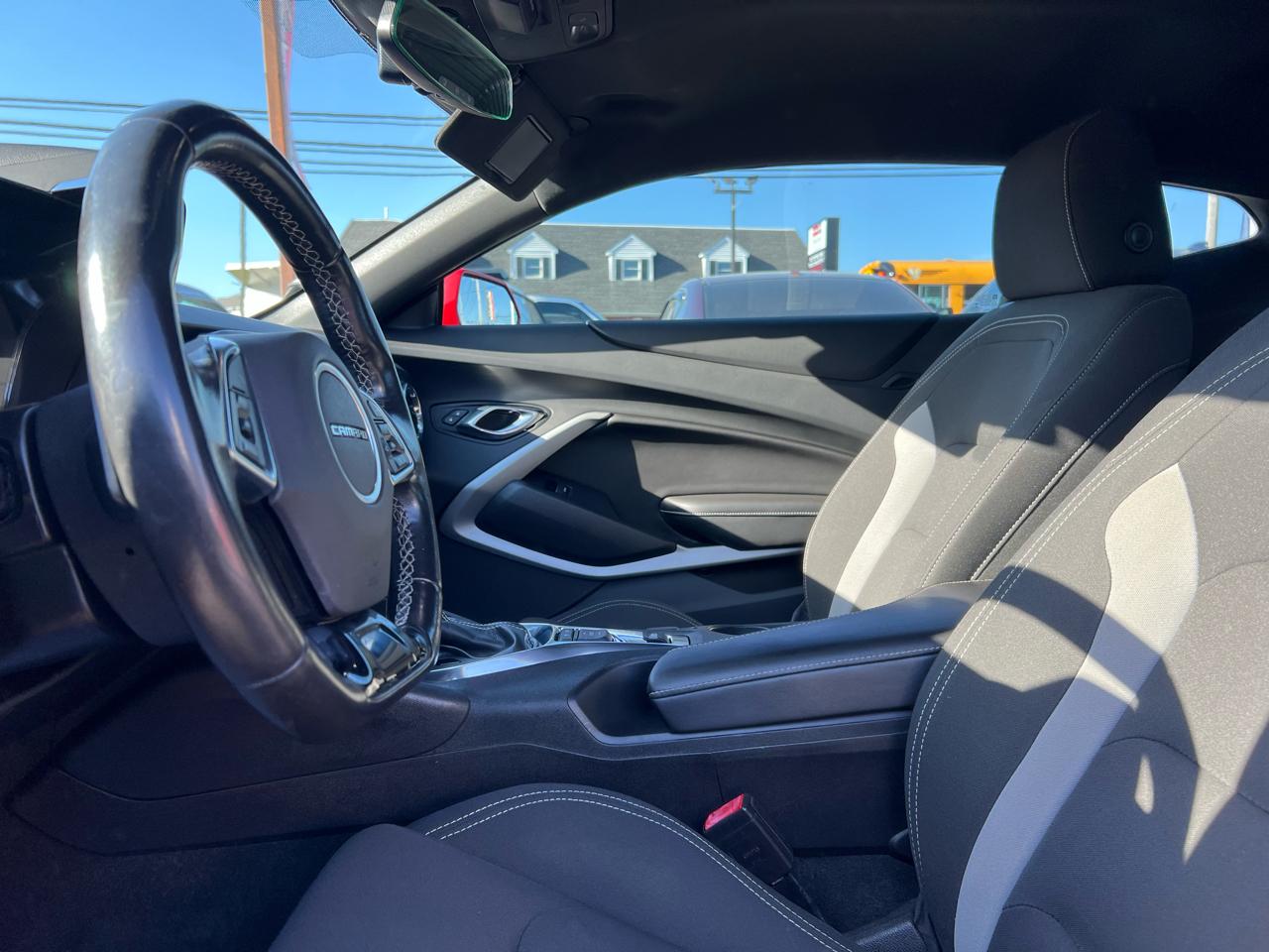 Chevrolet Camaro 1LT Coupe 8A 2018