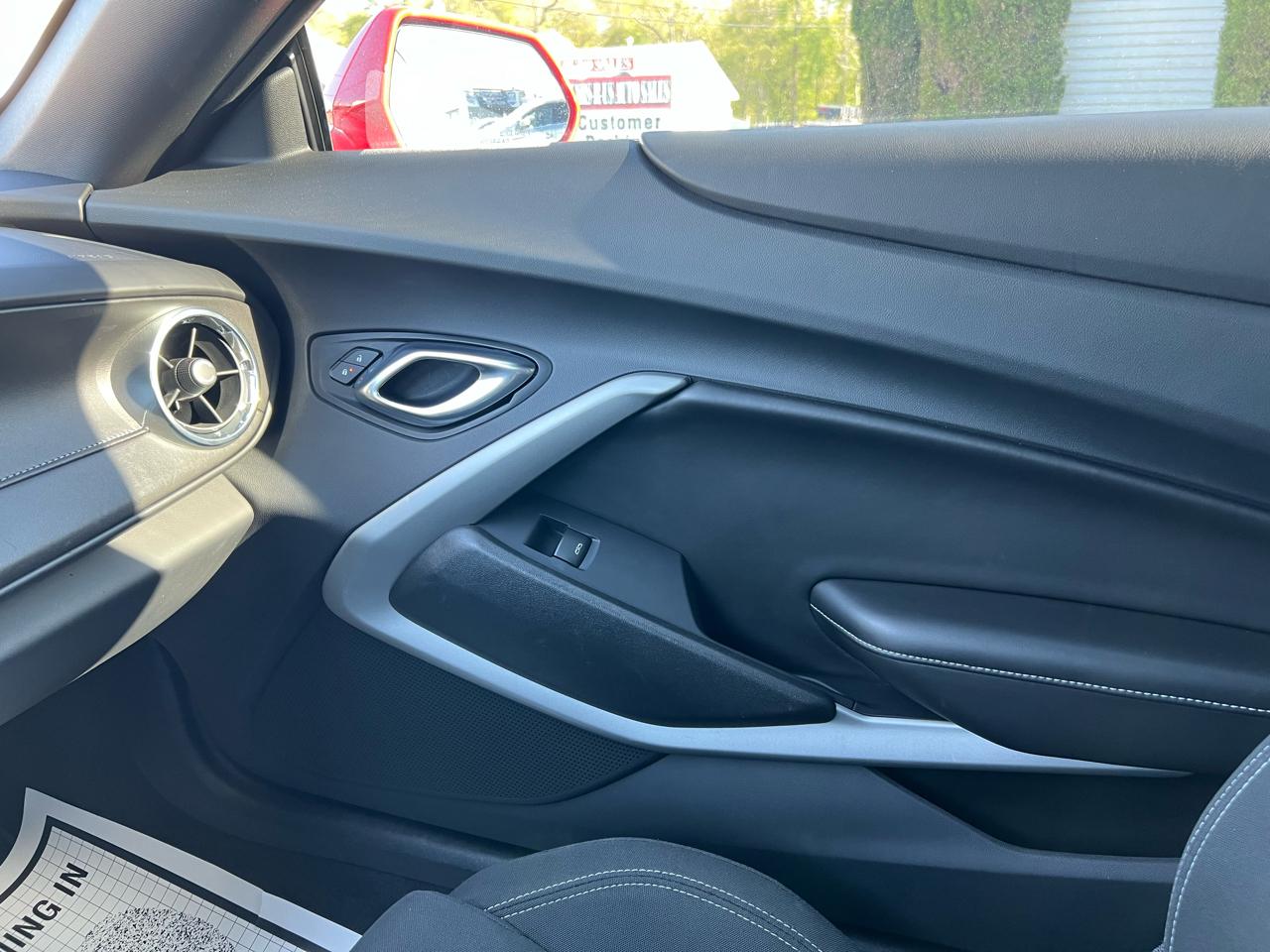 Chevrolet Camaro 1LT Coupe 8A 2018