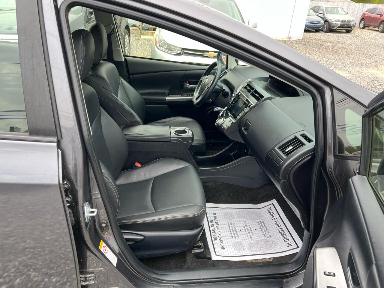 Toyota Prius V Five 2015