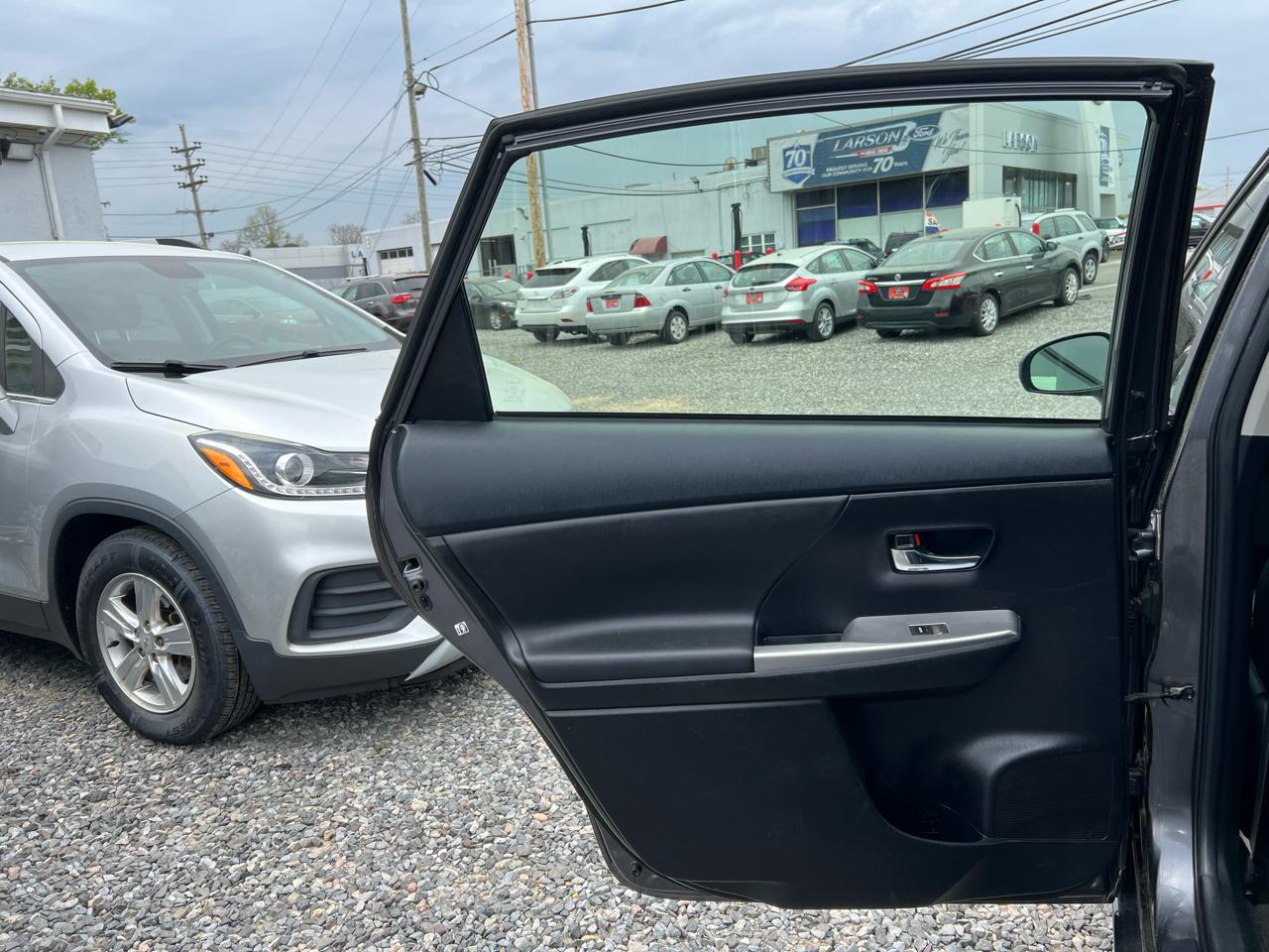 Toyota Prius V Five 2015