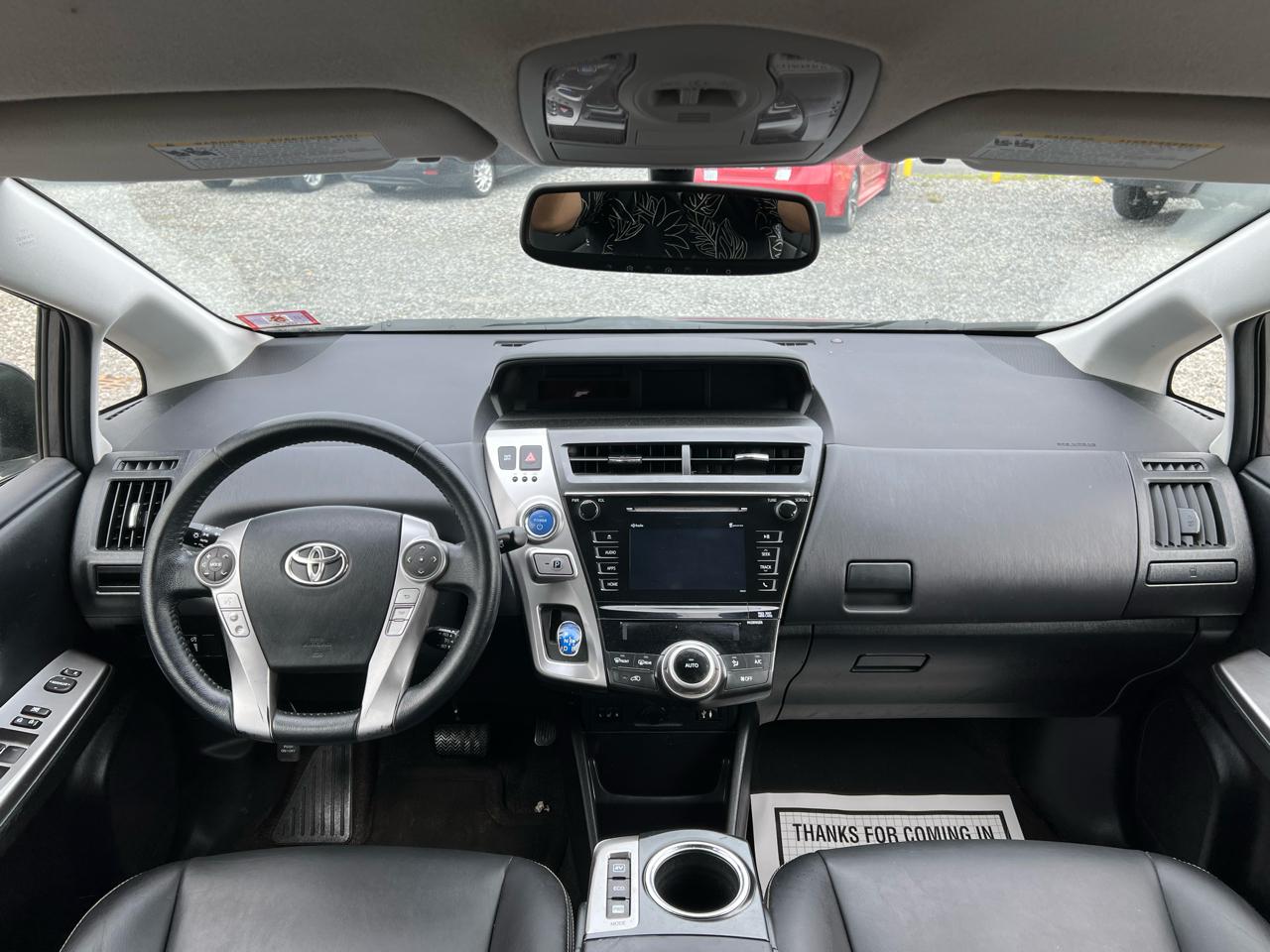 Toyota Prius V Five 2015