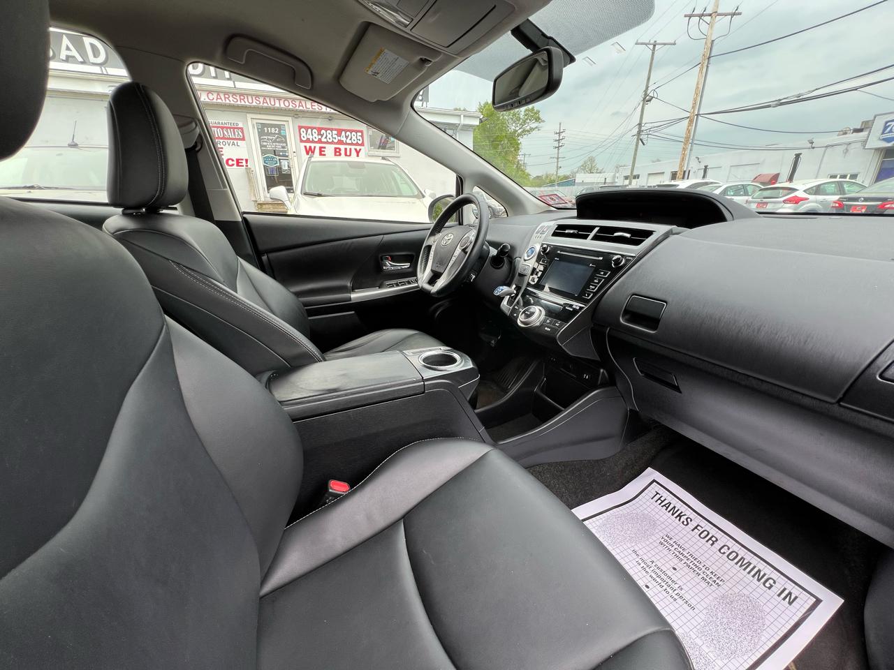 Toyota Prius V Five 2015