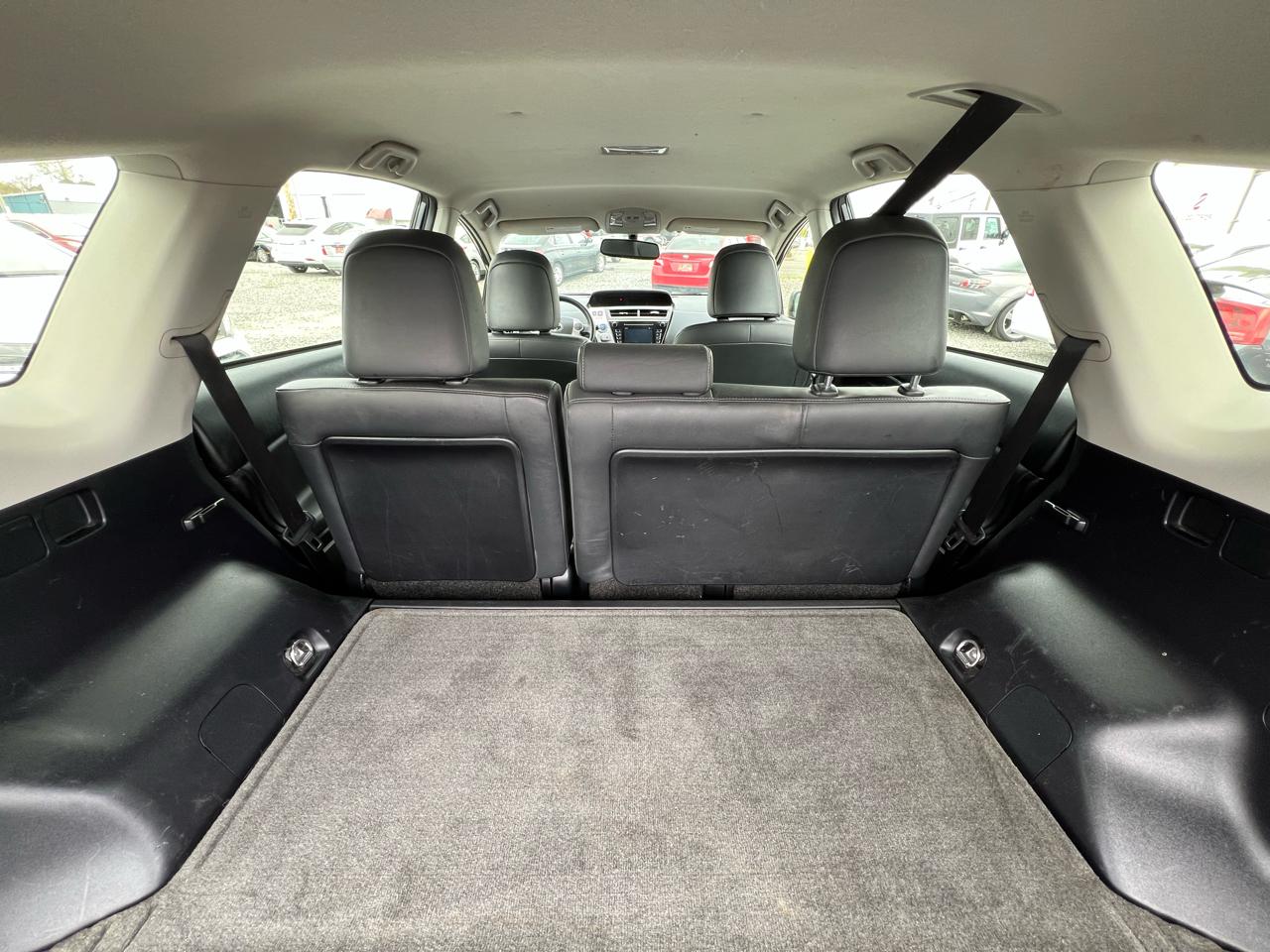Toyota Prius V Five 2015
