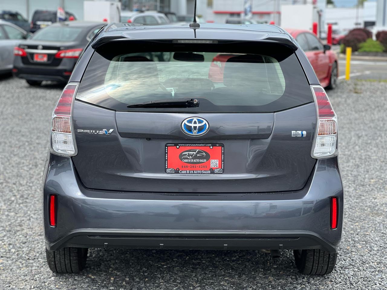 Toyota Prius V Five 2015