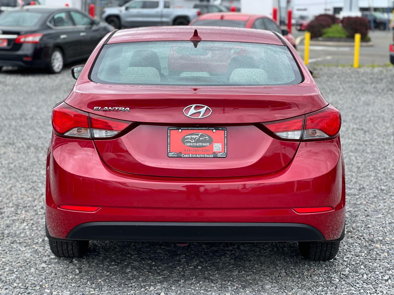 Hyundai Elantra SE 2014