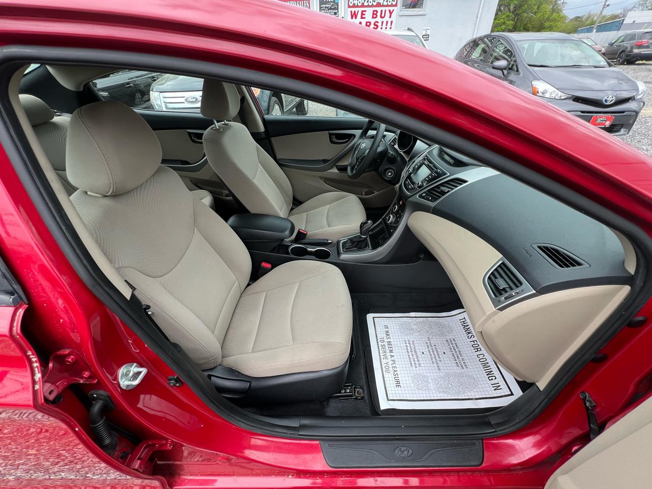 Hyundai Elantra SE 2014
