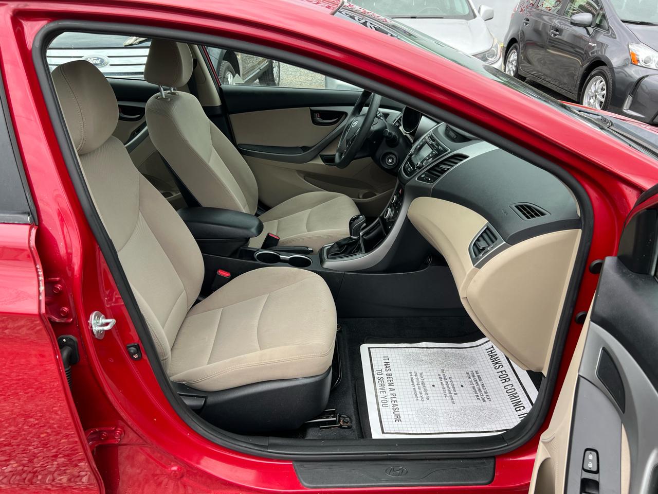 Hyundai Elantra SE 2014