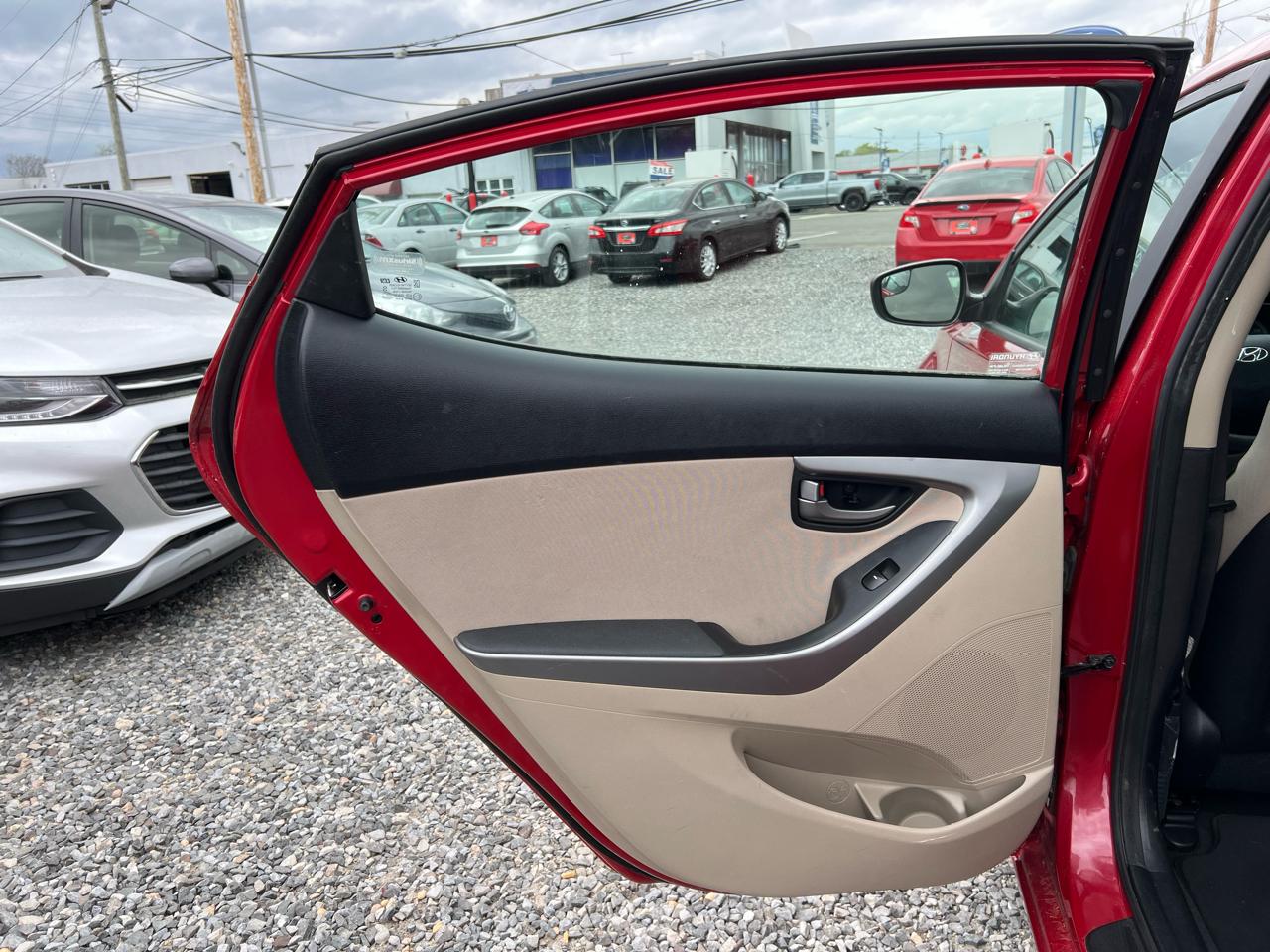 Hyundai Elantra SE 2014